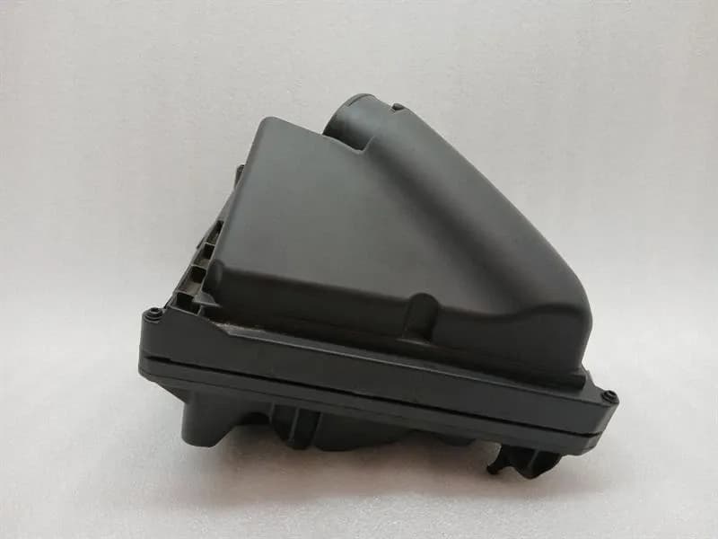 BMW BMW 4 M4 G82 G22 Air Filter Box 8095804 Faulty Air Filter Box