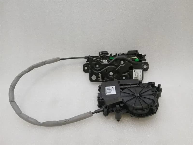 BMW BMW 4 M4 G82 G22 Boot Lock 738356111 Tailgate Lock