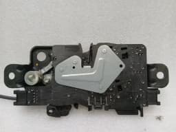 BMW BMW 4 M4 G82 G22 Boot Lock 738356111 Tailgate Lock — thumbnail 3