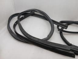 AUDI Audi R8 4S AWD Spyder left door seal 4S7831707A left door seals set — thumbnail 3