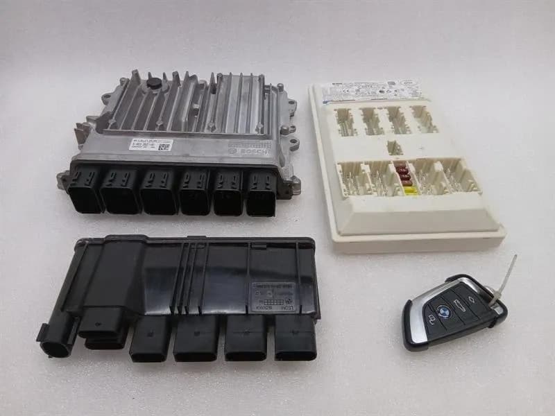 BMW 4 M4 G82 G22 Engine ECU SET 5A53262 Engine Control Unit SET S58B30