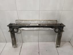 PORSCHE Porsche 911 991 engine mount 99150190301 frame engine mount — thumbnail 1