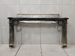 PORSCHE Porsche 911 991 engine mount 99150190301 frame engine mount — thumbnail 2
