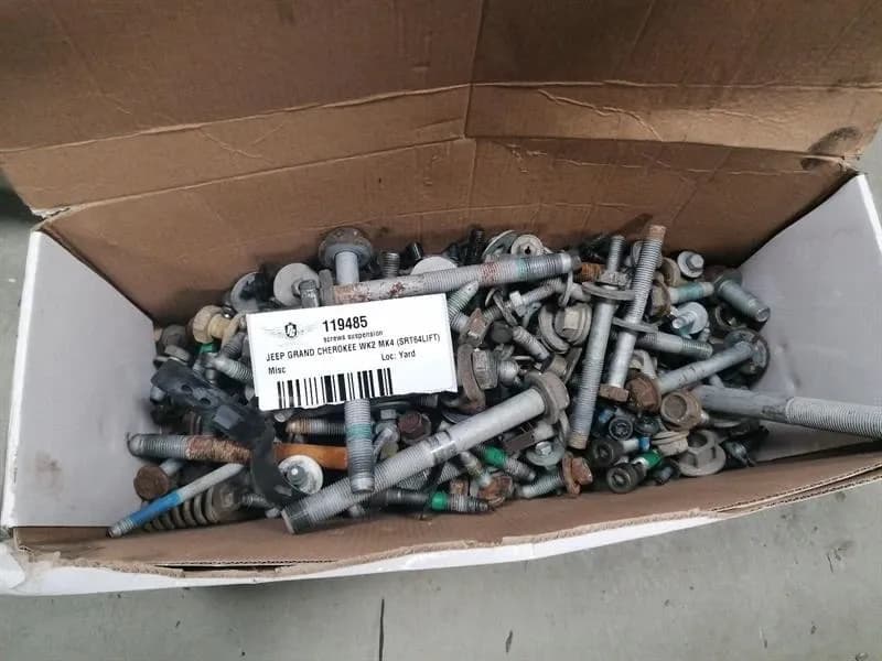 JEEP JEEP GRAND CHEROKEE WK2 MK4 SUSPENSION SCREWS BOLTS