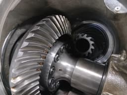 ASTON MARTIN Aston Martin Vanquish AM310 Rear Diff CD33-4200-AA Differential Rear V12 6.0 — thumbnail 4