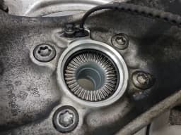 BMW BMW 4 M4 G82 G80 Right Front Hub 8095650 Wheel Bearing Housing Front Right X-Drive — thumbnail 5