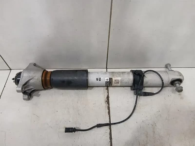 BMW BMW 4 M4 G82 G22 shock absorber rear 8091380 right shock absorber rear EDC RE