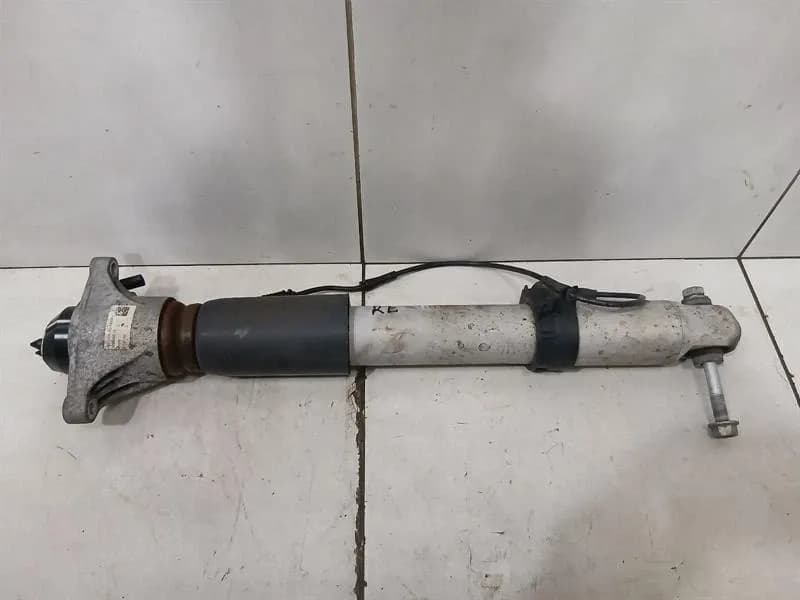 BMW BMW 4 M4 G82 G22 shock absorber rear 8091379 left shock absorber rear EDC LEFT