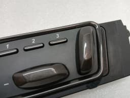 ASTON MARTIN Aston Martin Vanquish AM310 Switch CD33-14B709-BB Switch SET OF 2 SET — thumbnail 5