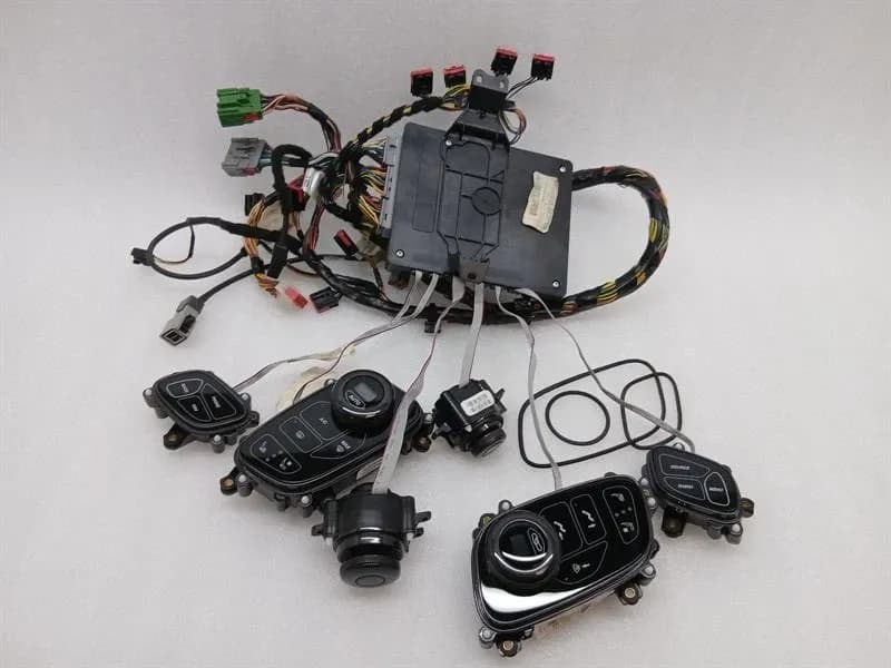 ASTON MARTIN Aston Martin Vanquish AM310 infotainment switch set CD33-14F132-AA switch set