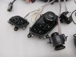 ASTON MARTIN Aston Martin Vanquish AM310 infotainment switch set CD33-14F132-AA switch set — thumbnail 8