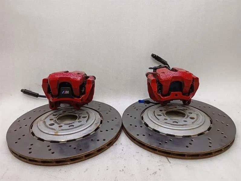 BMW BMW 4 M4 G82 G22 brake caliper 6898611 brake caliper rear set rear set