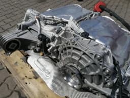 FERRARI Ferrari Gearbox 987521 12 Cilindri Gearbox DCT DKG F167 F167D V12 — thumbnail 3