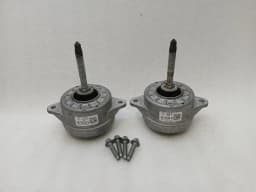 PORSCHE Porsche 911 991 Engine Mount 99137504904 Engine Mount SET OF 2 — thumbnail 8