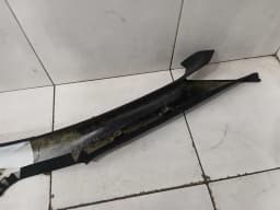 ASTON MARTIN ASTON MARTIN VANQUISH AM310 LEFT A pillar trim CD33-025B39-AEW fairing LEFT — thumbnail 6