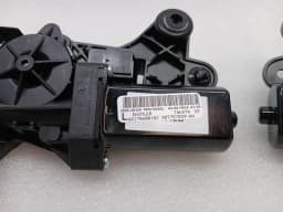 MERCEDES-BENZ Mercedes CL W217 Front Seatbelt Feeder Set of 2 A2178600182 Actuator Set — thumbnail 3