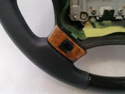 LAND ROVER LAND ROVER RANGE ROVER P38 Steering Wheel P38 Steering Wheel WOOD WOOD Autobiography — thumbnail 5