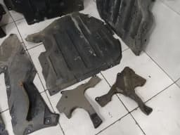 BMW BMW M4 G82 G22 Undertray Set 8080539 FAULTY Underbody Trim Set FAULTY — thumbnail 6