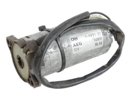 MERCEDES-BENZ A2028200942 2028200942 A2028202608 Seat Regulator Motor Front Right MERCEDES-BENZ C-CLASS (W202) (1993-2001) — thumbnail 1