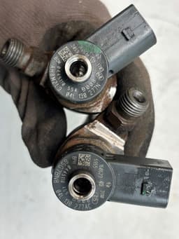 AUDI 0445110553 0445110554 Fuel injector set AUDI A4 (8W, B9) (2015-) — thumbnail 3