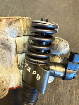 VW 03G130073S Fuel Injector VW PASSAT B6 (3C) (2005-2010) — thumbnail 8