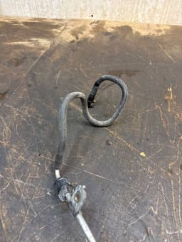 TOYOTA 2381437050 2381437051 2320909130 Fuel Distributor / fuel rail TOYOTA AVENSIS (T270) (2009-2018) — thumbnail 3