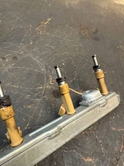 TOYOTA 2381437050 2381437051 2320909130 Fuel Distributor / fuel rail TOYOTA AVENSIS (T270) (2009-2018) — thumbnail 5