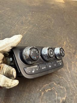AUDI 8J0820043AQ Heater control panel AUDI TT (8J) (2006-2014) — thumbnail 4