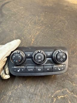 AUDI 8J0820043AQ Heater control panel AUDI TT (8J) (2006-2014) — thumbnail 2