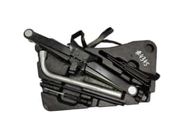 VW 7P6011031 7L6011141 7P6012112B Tool Kit VW TOUAREG II (7P) (2010-2018) — thumbnail 1