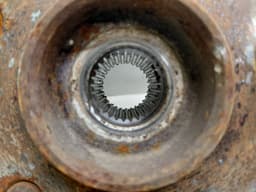 JEEP 52090179AD Wheel bearing housing front left JEEP COMMANDER (XK) (2005-2010) — thumbnail 3