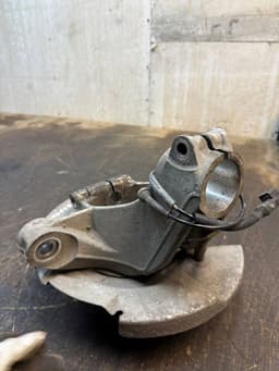 LAND ROVER LR077913 FJ323K185AD LR186681 FJ323K185AF Wheel bearing housing front right LAND ROVER EVOQUE I (L538) (2011-2018) — thumbnail 4