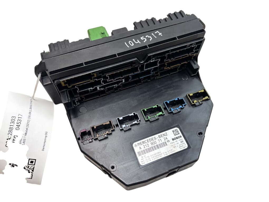 F005V01525 F005V01626 Fuse box MERCEDES-BENZ E-CLASS (W212) (2009-2016)