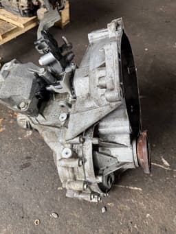 VW MNZ NBZ 0AJ300041L 0AJ300041R 0AJ300041LX Gearbox VW TOURAN (1T3) (2010-2015) — thumbnail 4