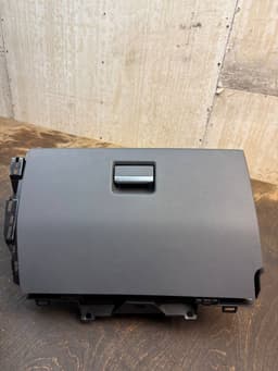 LAND ROVER LR084333 GJ32060T10GA8LAA Glove Compartment Compl. LAND ROVER EVOQUE I (L538) (2011-2018) — thumbnail 2