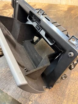 LAND ROVER LR084333 GJ32060T10GA8LAA Glove Compartment Compl. LAND ROVER EVOQUE I (L538) (2011-2018) — thumbnail 9