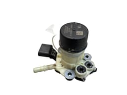 AUDI 5Q0198975 AdBlue Pump AUDI Q3 (8U) (2011-2018) — thumbnail 1