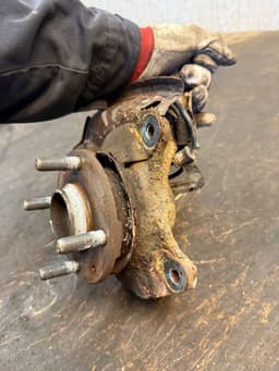 HYUNDAI 517161J600 Wheel bearing housing front right HYUNDAI i20 I (PB) (2008-2014) — thumbnail 9