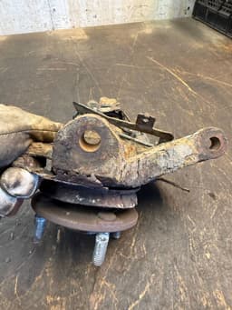 HYUNDAI 517161J600 Wheel bearing housing front right HYUNDAI i20 I (PB) (2008-2014) — thumbnail 7