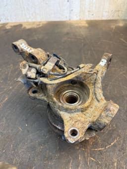 HYUNDAI 517161J600 Wheel bearing housing front right HYUNDAI i20 I (PB) (2008-2014) — thumbnail 3