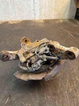 HYUNDAI 517161J600 Wheel bearing housing front right HYUNDAI i20 I (PB) (2008-2014) — thumbnail 5