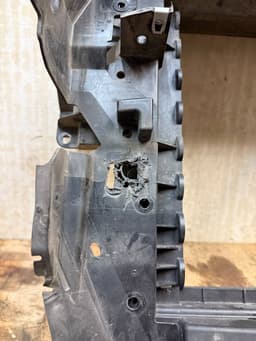 FORD MB3B8475BE MB3B8473BE Front panel FORD RANGER III (TKE, PX) (2011-2023) — thumbnail 6
