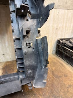 FORD MB3B8475BE MB3B8473BE Front panel FORD RANGER III (TKE, PX) (2011-2023) — thumbnail 10
