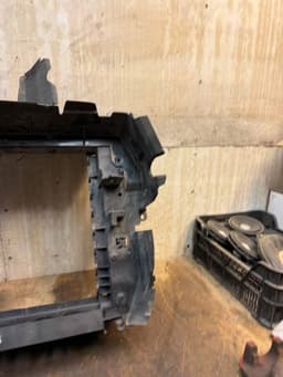 FORD MB3B8475BE MB3B8473BE Front panel FORD RANGER III (TKE, PX) (2011-2023) — thumbnail 8