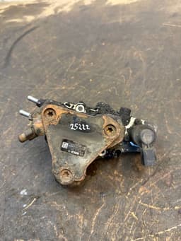 MERCEDES-BENZ 0445010143 A6460700401 6460700401 Fuel injection pump, diesel MERCEDES-BENZ VITO / VIANO (W639) (2003-2014) — thumbnail 2
