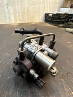 TOYOTA 221000R040 Fuel injection pump, diesel TOYOTA AVENSIS (T270) (2009-2018) — thumbnail 4