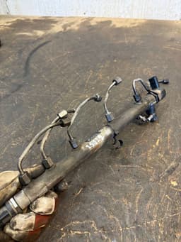 MERCEDES-BENZ 0445214163 A6460701595 6460701595 Fuel Distributor / fuel rail MERCEDES-BENZ VITO / VIANO (W639) (2003-2014) — thumbnail 4