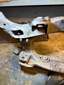 LAND ROVER LR072077 GJ325K091AC LR096550 GJ325K091AE Rear axle Beam LAND ROVER EVOQUE I (L538) (2011-2018) — thumbnail 10