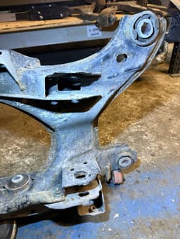 LAND ROVER LR072077 GJ325K091AC LR096550 GJ325K091AE Rear axle Beam LAND ROVER EVOQUE I (L538) (2011-2018) — thumbnail 8
