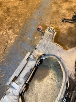 LAND ROVER LR072077 GJ325K091AC LR096550 GJ325K091AE Rear axle Beam LAND ROVER EVOQUE I (L538) (2011-2018) — thumbnail 6
